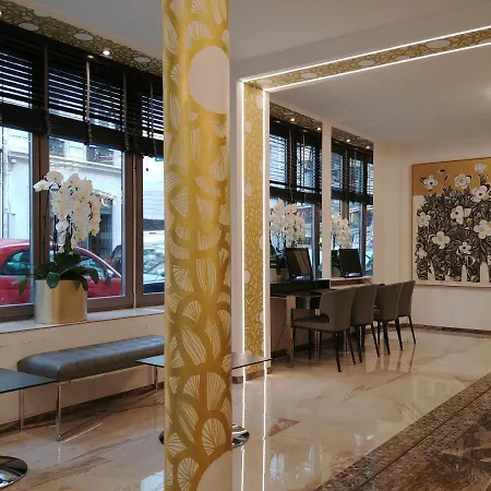 Aida Opera Hotel 3*